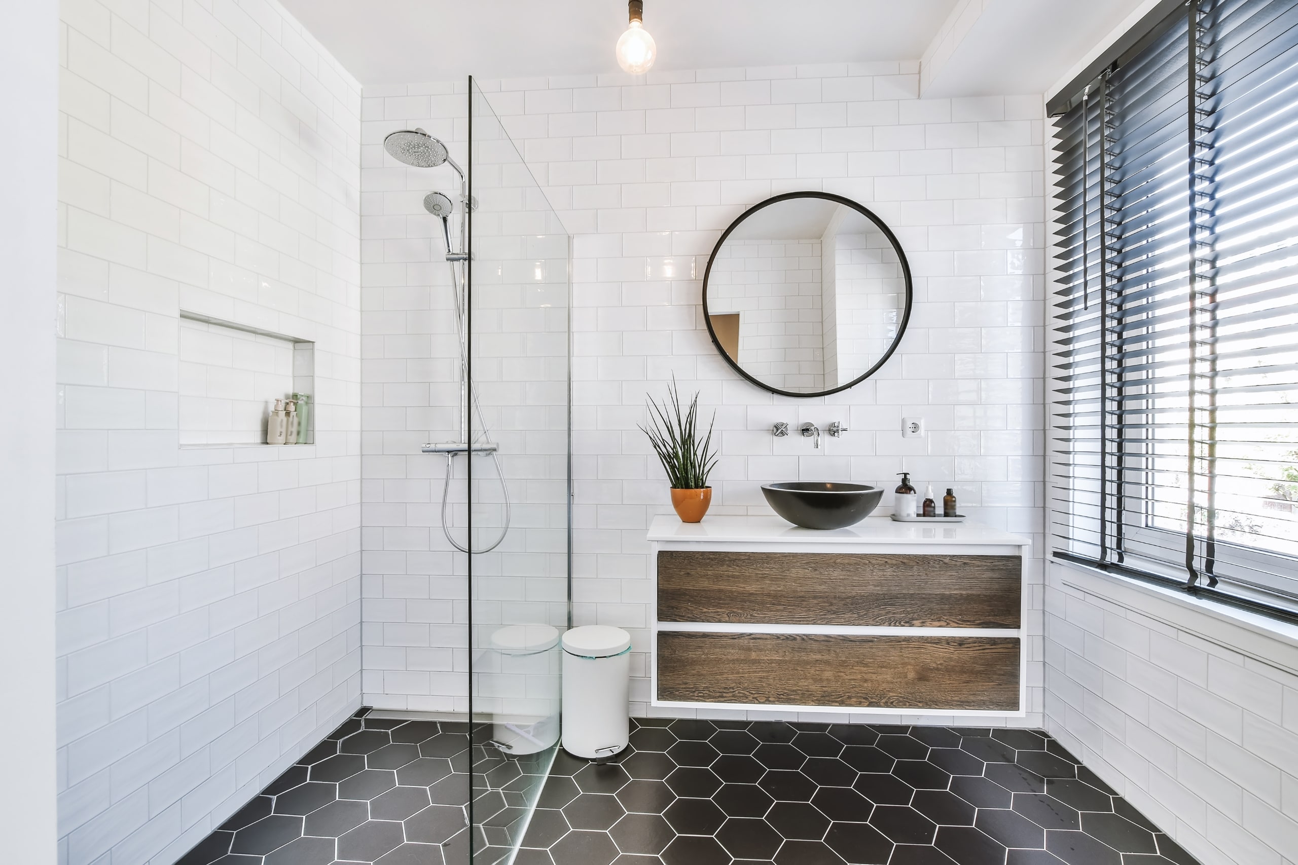 Modern bathroom reno